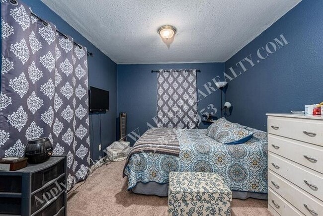 Building Photo - Beautiful KCK Home for Rent in Highland Crest Neighborhood-Available NOW!!