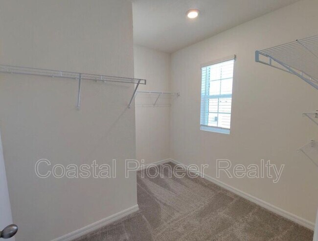 Building Photo - 34260 Jasper Stone Dr
