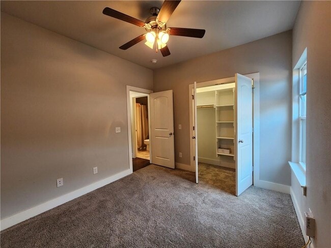 Building Photo - 59 E Loveland Loop