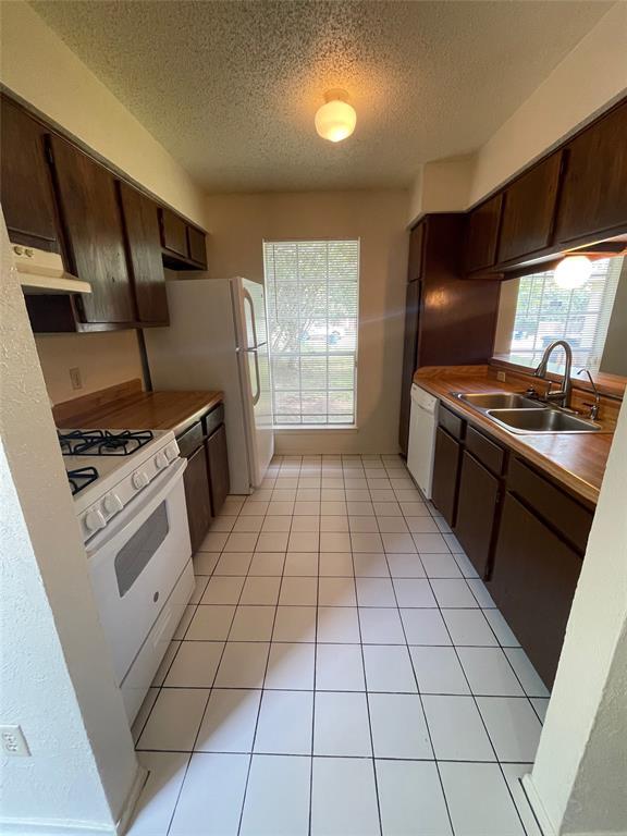 Building Photo - 7603 Woodstone Cove