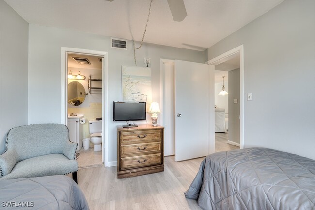 Building Photo - 7400 Estero Blvd
