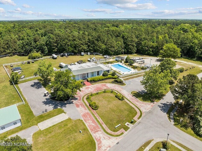 Building Photo - 1010 Meridian Dr