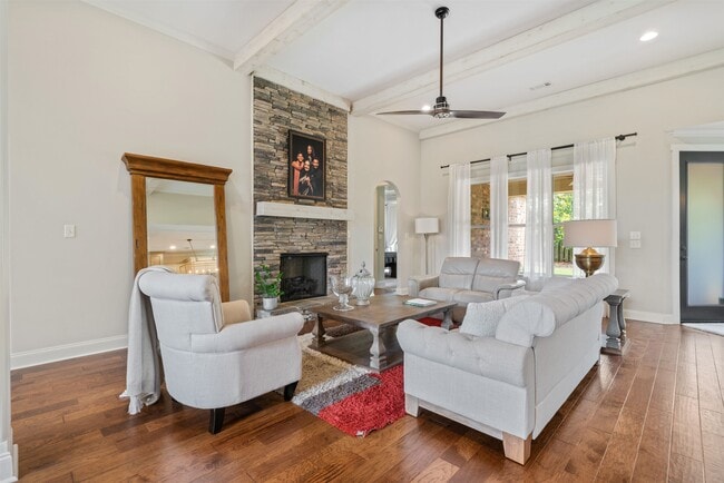 Building Photo - 4513 Chestnut Hill Dr