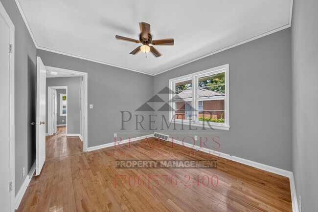 Building Photo - 1819 Rosemary Ln