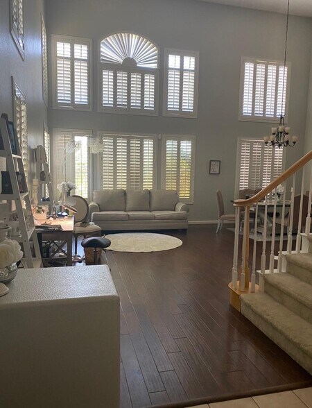 Building Photo - 108 Thelen Ct