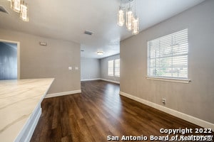 Building Photo - 810 E Euclid Ave