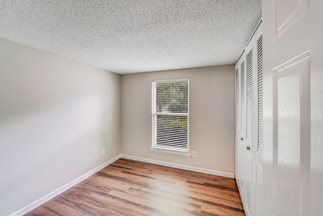 Building Photo - Stylishly Updated 3-Bedroom Home in Sought...