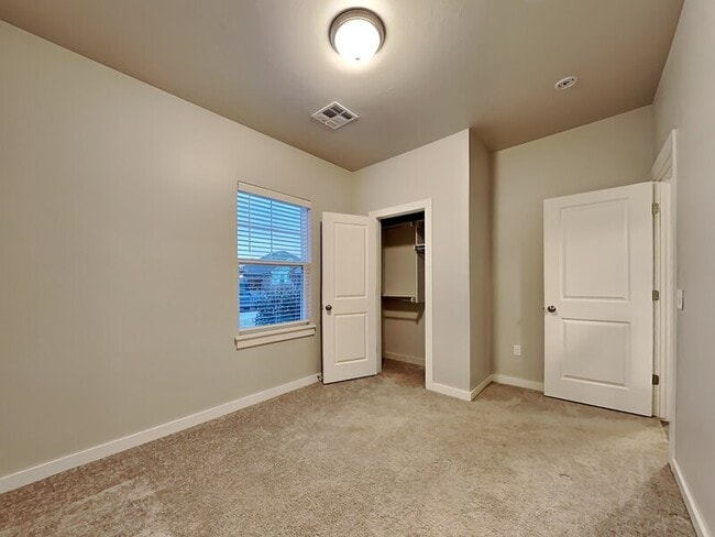 Building Photo - 14308 Peach Tree Dr