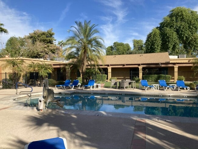 Building Photo - 11411 N 91st Ave