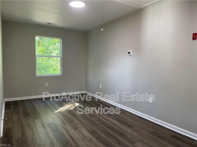 Building Photo - 7120 Clarion Ln