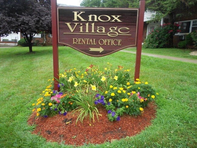Building Photo - Knox Village