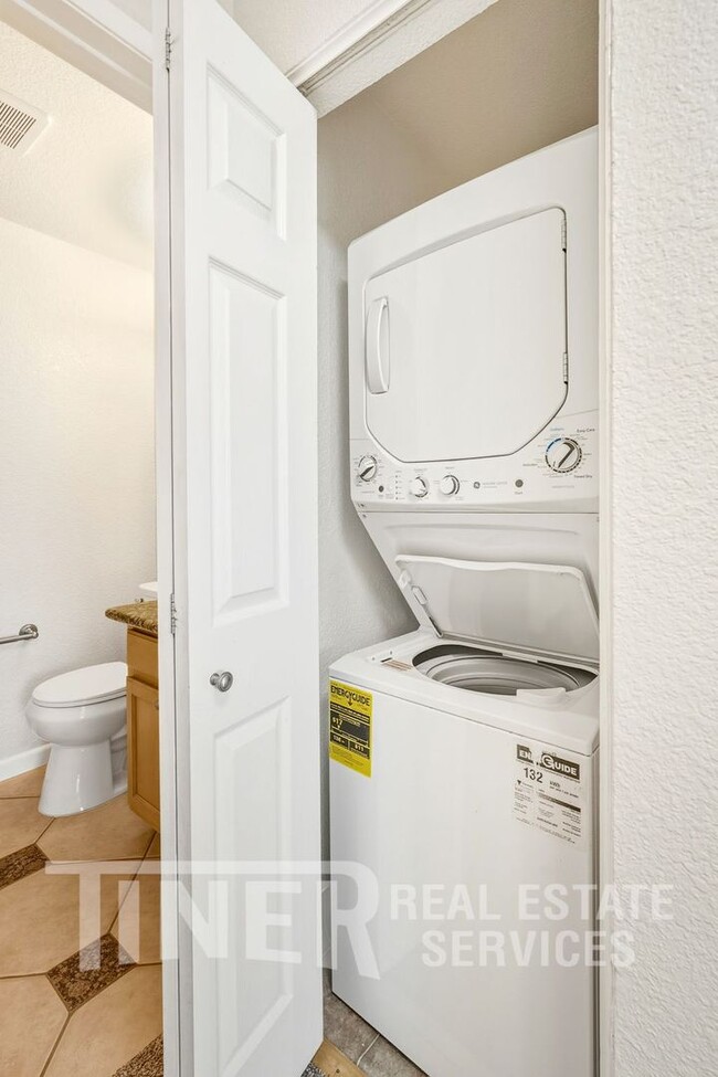 Building Photo - 11150 Trinity River Dr