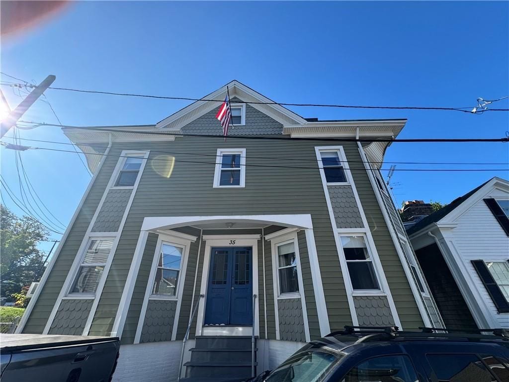 Building Photo - 35 Brewer St