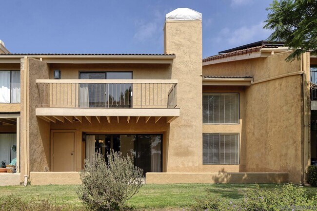 Building Photo - 2585 Caminito Muirfield