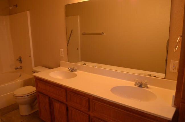 Building Photo - 1710 Ute Trail