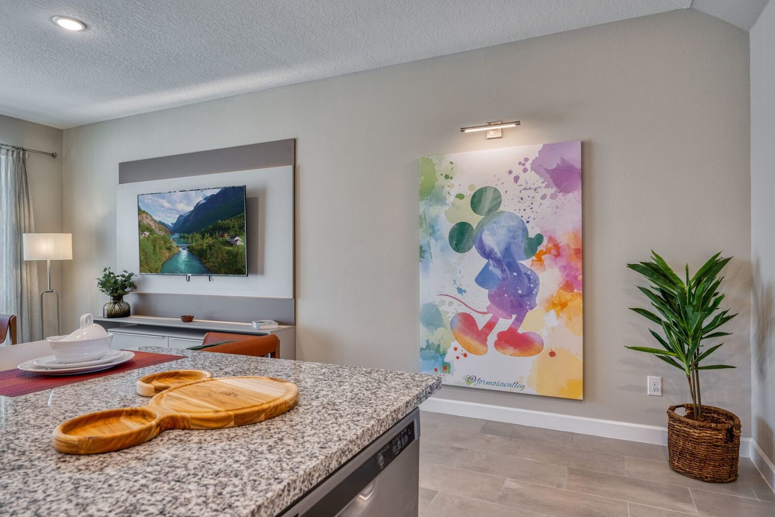 Building Photo - 8013 Formosa Vly Pl