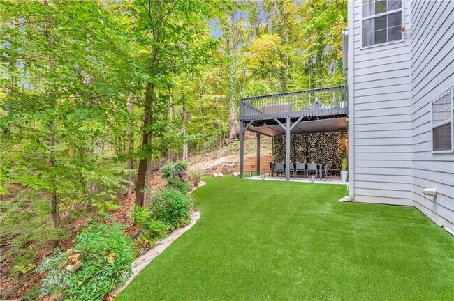 Building Photo - 3882 The Ascent NE