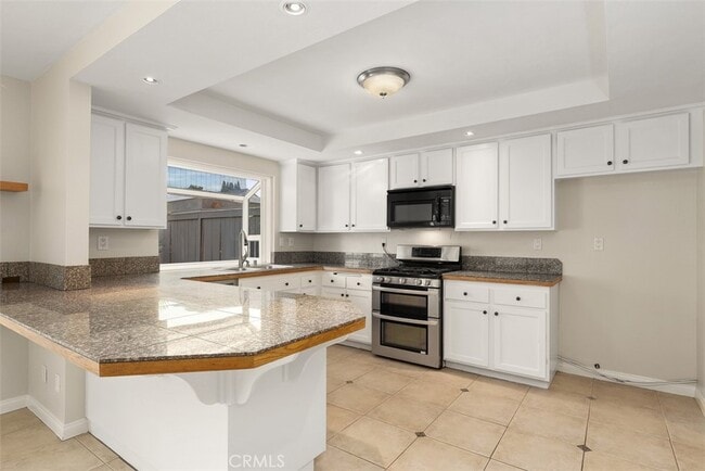Building Photo - 42 Atherton-