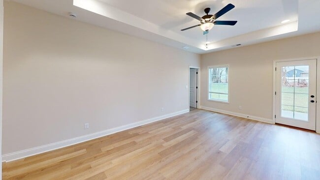 Building Photo - For Lease | Beautiful 3 Bedroom, 2 Bath Home in McClellan Crossing