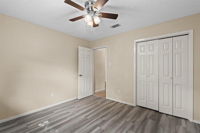 Building Photo - 11614 Tanglebriar Trail