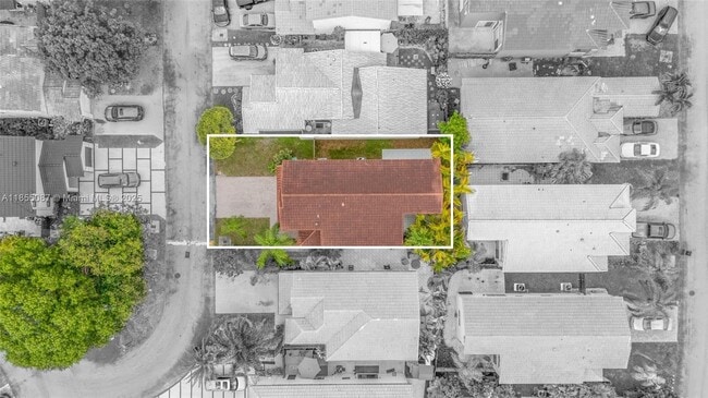 Building Photo - 15623 SW 100th Ln