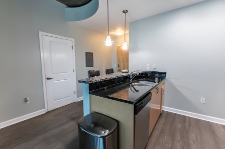 Building Photo - 400 W Peachtree St NW