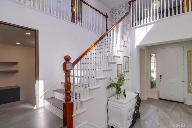 Building Photo - 262 Avenida Loretta