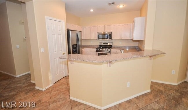 Building Photo - 269 Lenape Heights Ave