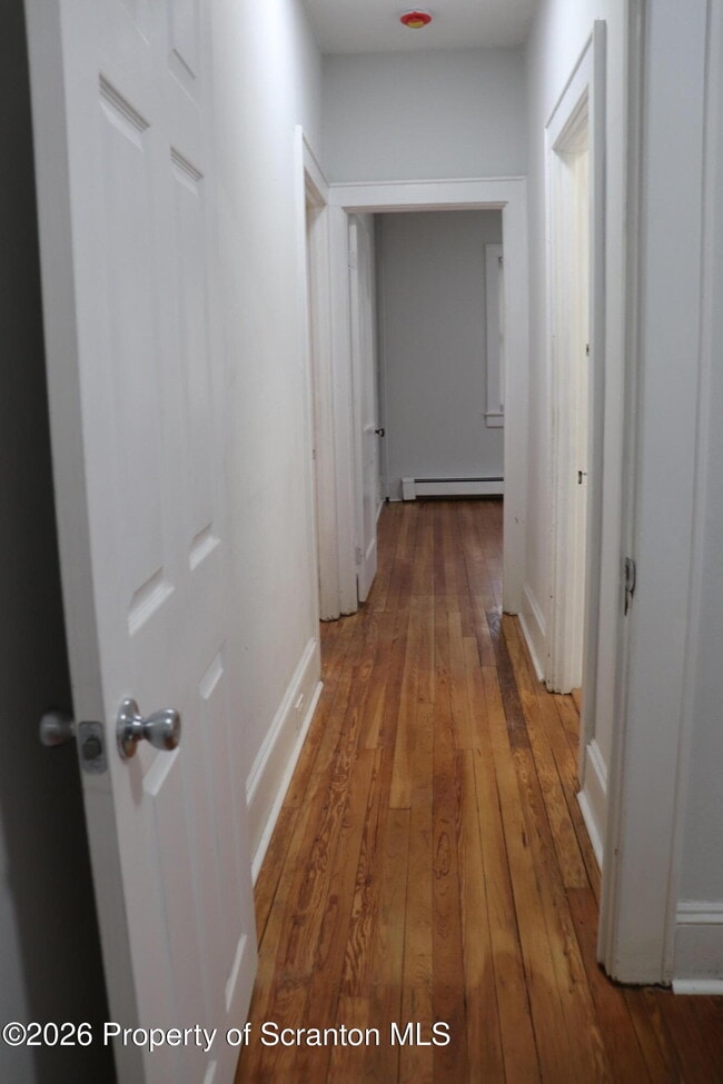 Building Photo - 712 W Lackawanna Ave