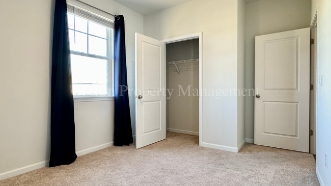 Building Photo - 441 Tributary Cir