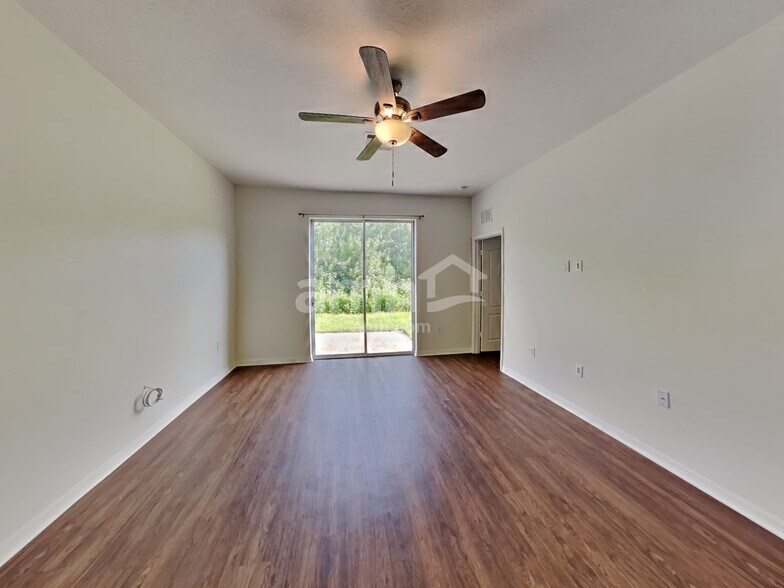 Building Photo - 8124 Diablo Ct