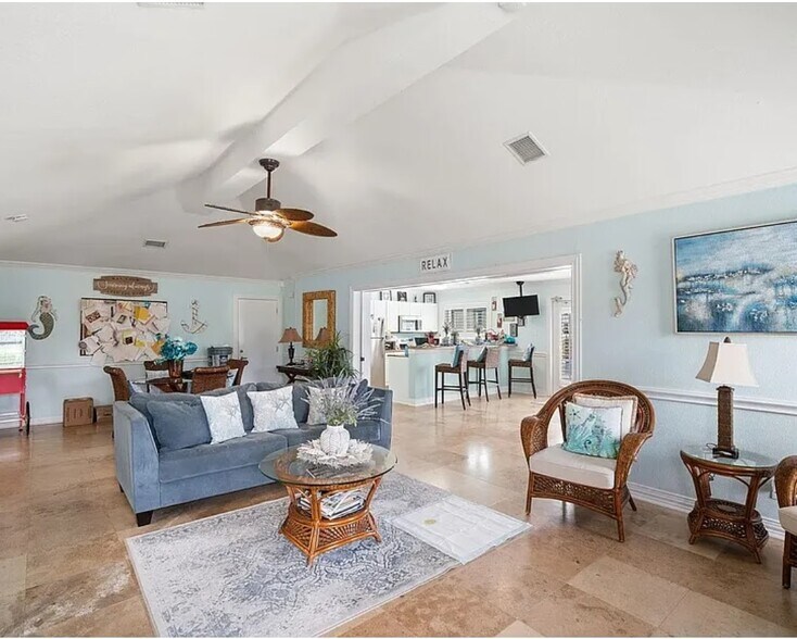 Building Photo - 3506 Cove View Blvd