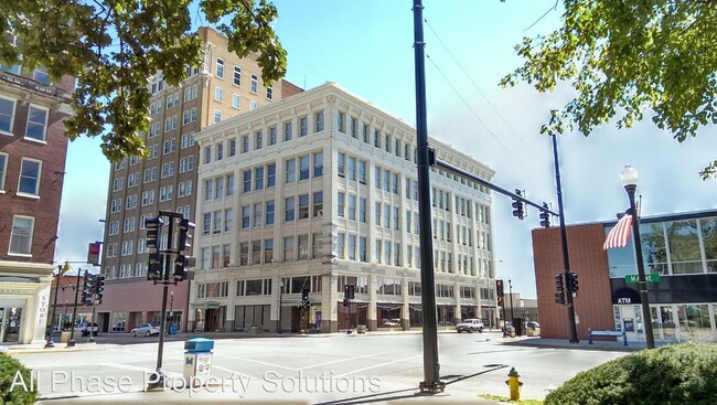 Primary Photo - 500 Maine St