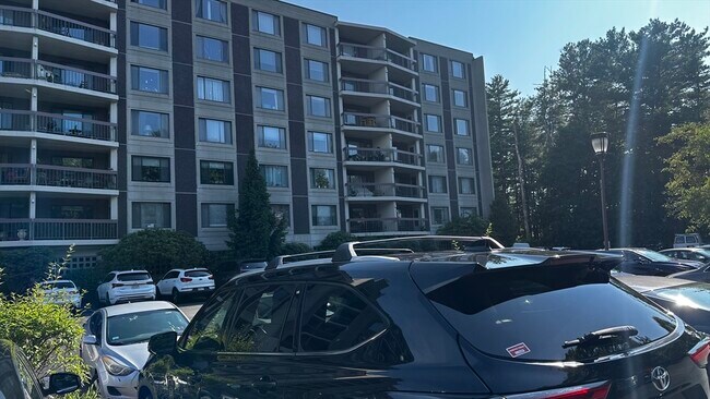 Building Photo - 1550 Worcester Rd