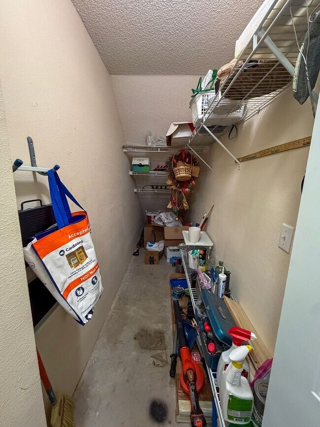 Building Photo - 2/2 Condo in The Links @ Haile Plantation - available end of April!