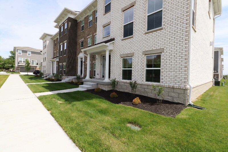 Building Photo - 9316 Benton Dr