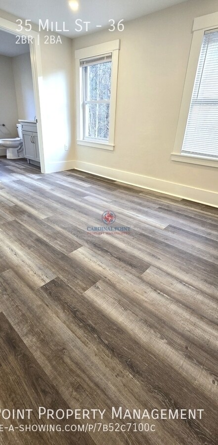 Building Photo - 35 Mill St