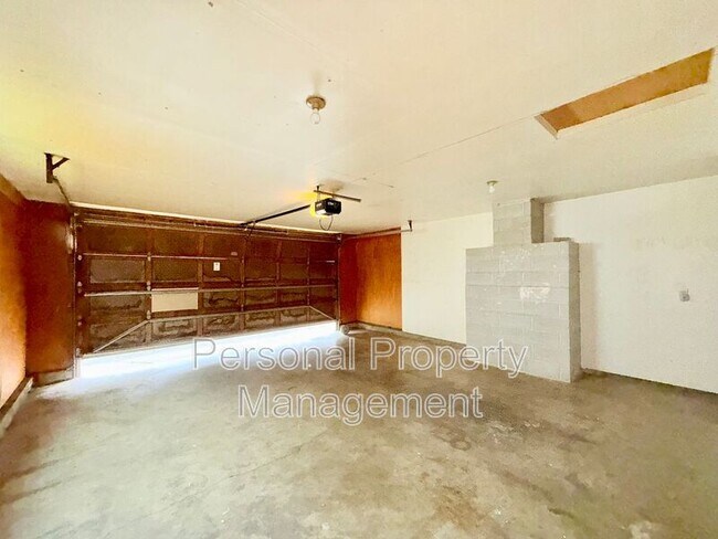 Building Photo - 519 NW 82nd St
