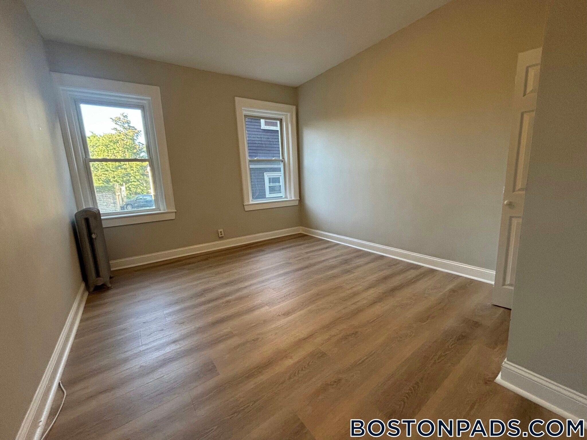 Building Photo - 1189 Commonwealth Ave