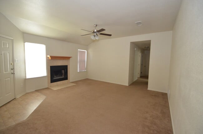 Building Photo - GREAT 3 BED/ 2 BATH HOME IN THE QUIET, MEADOWS - COPPERAS COVE