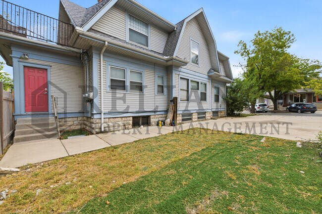 Building Photo - 111 N Clifton Ave
