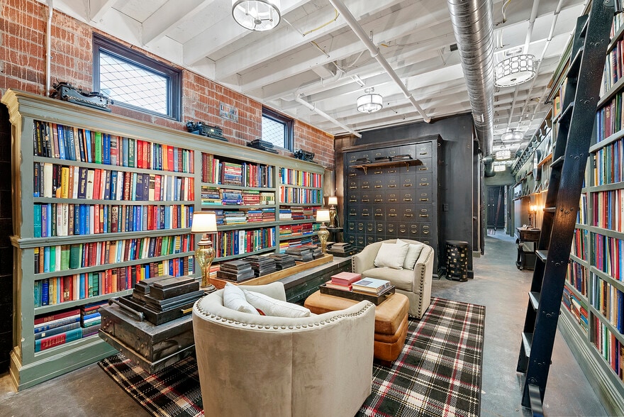 Building Photo - 43 W Markison Ave