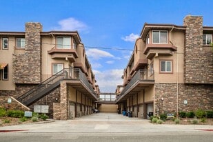 Building Photo - 5241 Colodny Dr