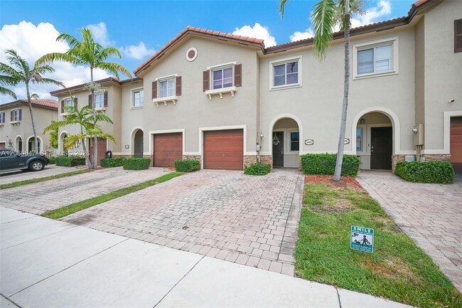 Building Photo - 8885 SW 221st Terrace