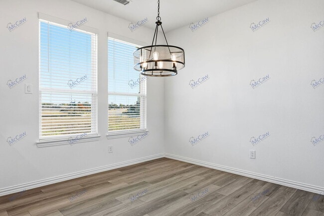 Building Photo - 239 Golden Run Dr