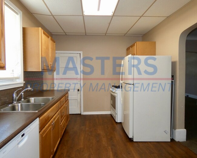 Building Photo - Beautiful Toledo 3 Bed House
