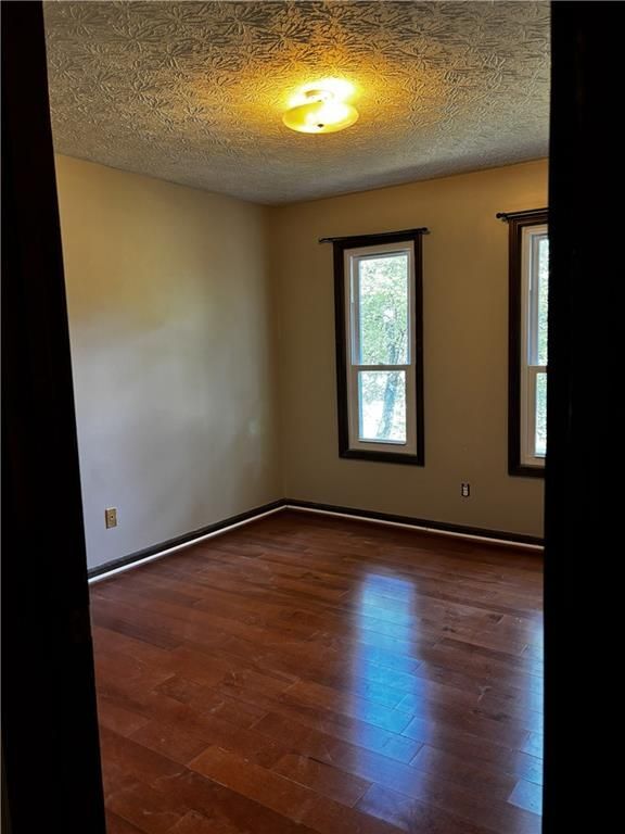Building Photo - 3260 Creek Hollow Dr