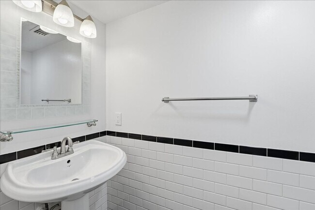 Building Photo - 295 Sandlewood Trail