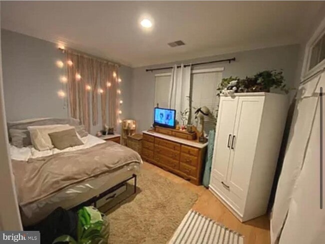 Building Photo - 12660 Heron Ridge Dr