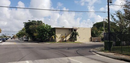 Building Photo - 1 NE 78th St